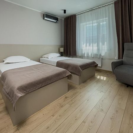 Vip Hotel Izmail Bagian luar foto