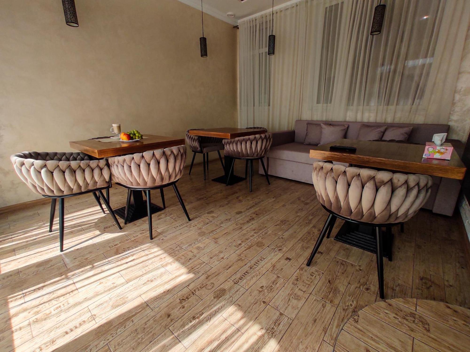 Vip Hotel Izmail Bagian luar foto