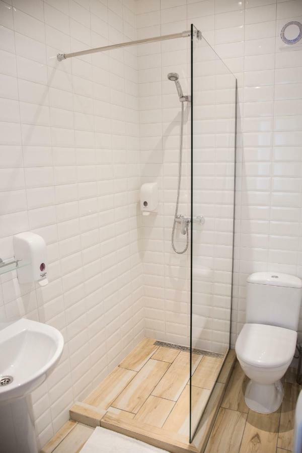 Vip Hotel Izmail Bagian luar foto